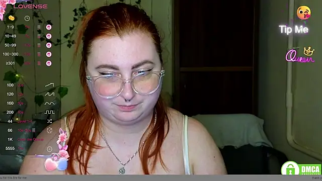 Alicia_love00 webcam