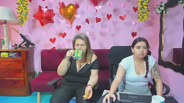 lesbiancuple webcam