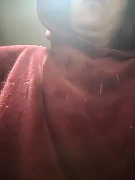 Scarlet_curly8a webcam