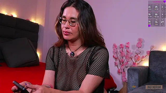 kathieandpovcock1 webcam