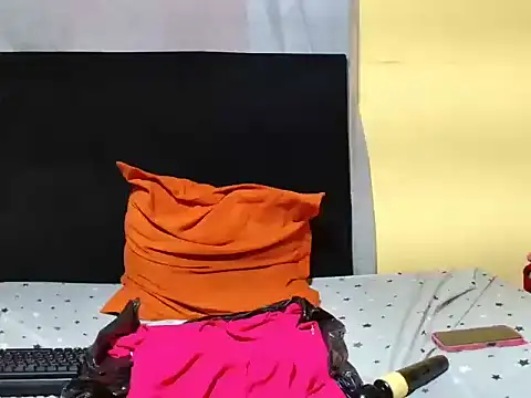 JinglynJuicy22 webcam