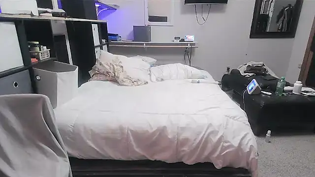 sissytrapdolly24 webcam