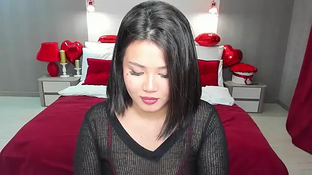 Brunette_Charm webcam