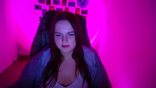 Kitty_Mia_Kitty webcam