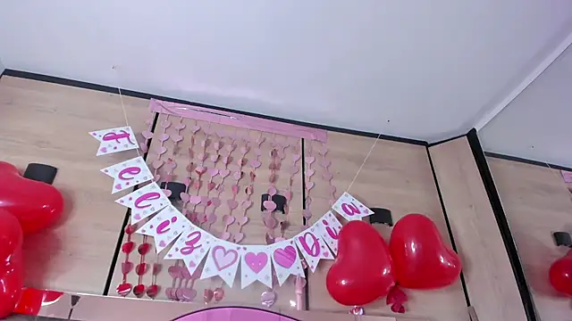 karol_lewiss - Karol_lewiss's free webcam - UK Sex Cams