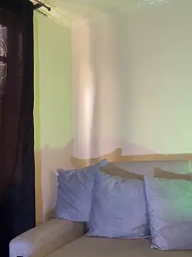 isabella-collins- webcam