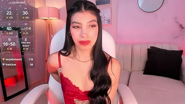 Tiffany_Low webcam