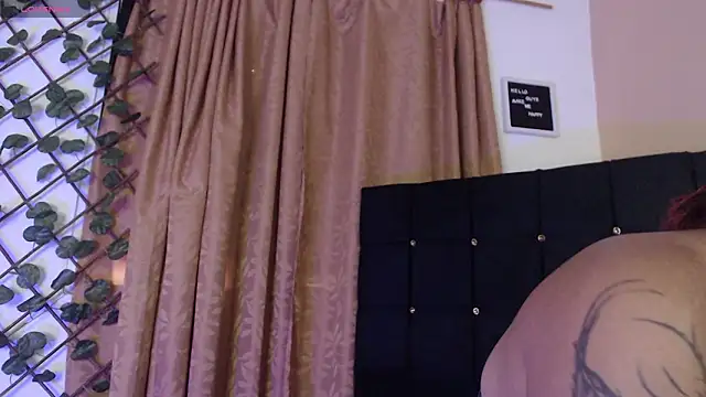 charlotte_brawn webcam