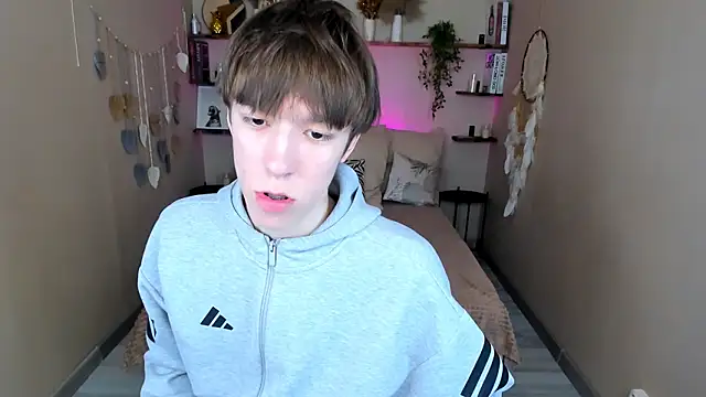 markbranston (M twink) - Lovense Hush control to last tipper (1 m