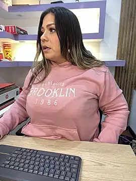 isabella_horney_ webcam