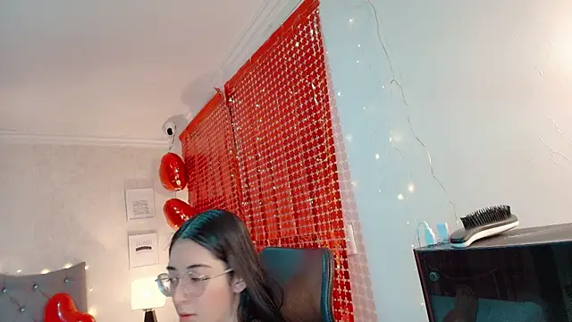 emmalove_doll webcam