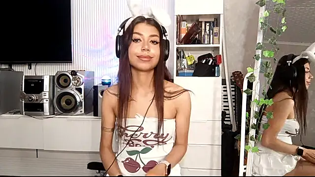 You_Club_Winx webcam