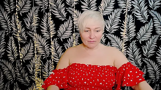 Olivia_playful webcam