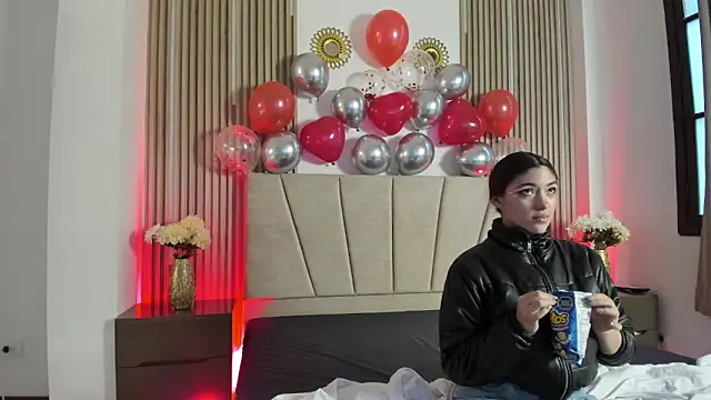 Victoria_Beaumont webcam