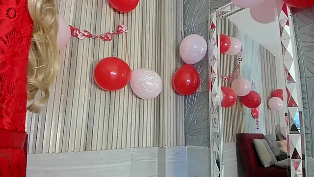 BriannaChelsea webcam