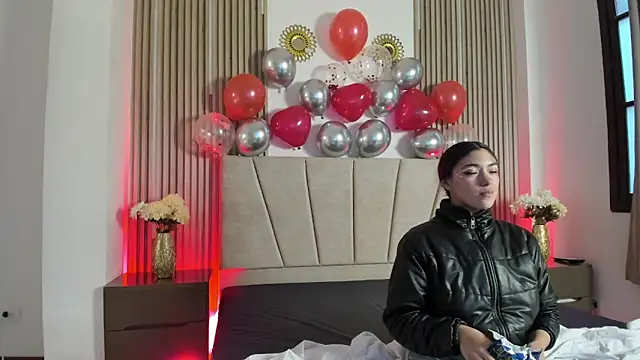 Victoria_Beaumont webcam