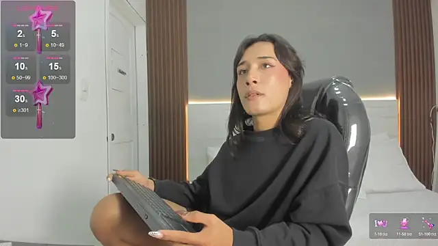 victoria_decapri webcam