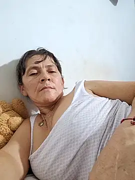 Dirty-Mature-XXX webcam