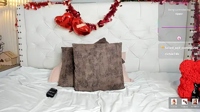 ariana__rosse webcam