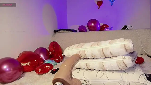 Madeline_Dreams webcam