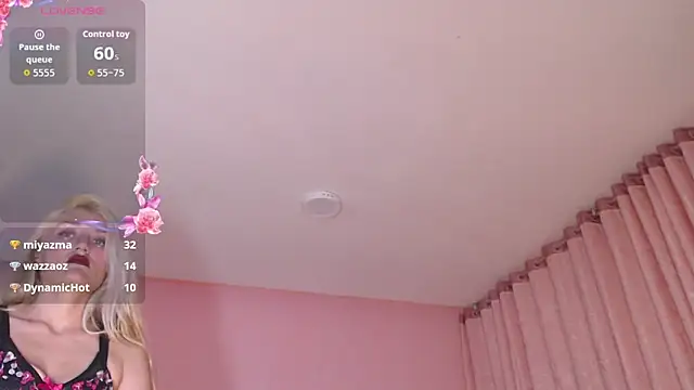 Camila_Russoo webcam