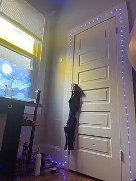 Lunalovesyou8 webcam