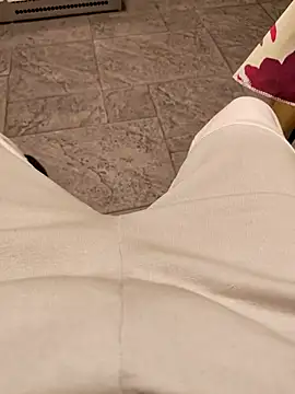 PepeCharlie27 webcam