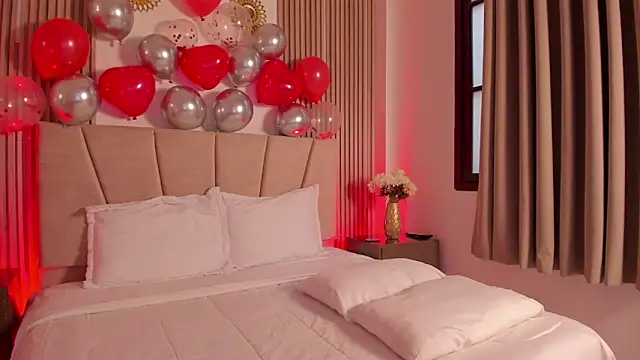 Victoria_Beaumont webcam