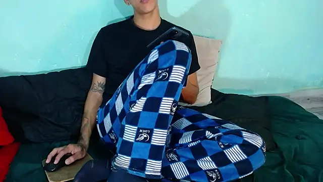 Ariatnaanddilan webcam