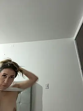 Alexandraa_Gomez webcam