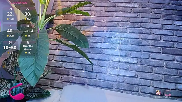 scarlet_fostt_ webcam