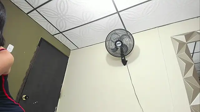 Mia_scarlet69 webcam