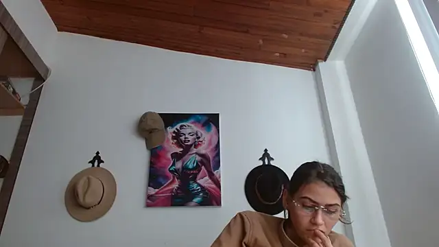 Crystal_Star_ webcam