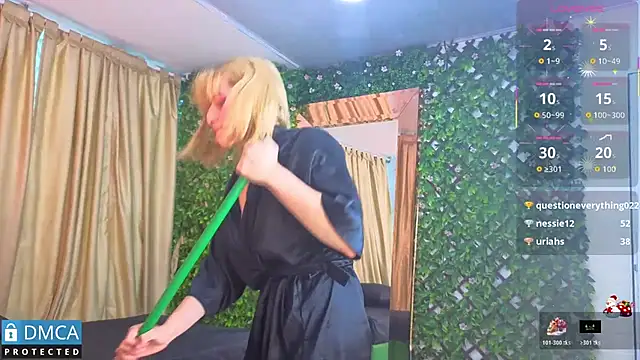 nena_cupcake_ webcam