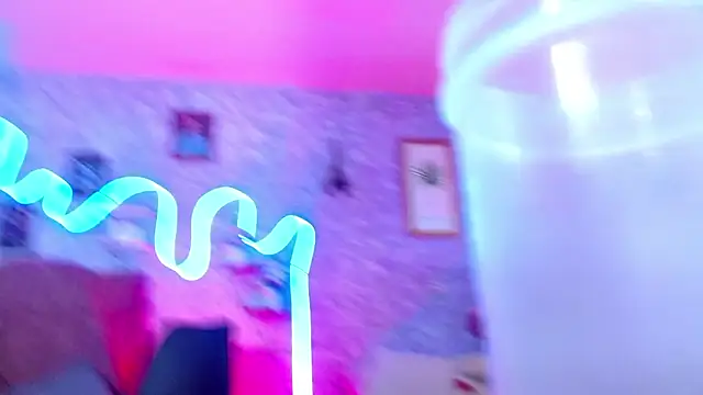 Everlin__Hot_ webcam