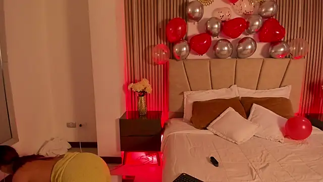 Victoria_Beaumont webcam