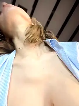 SweetieSinXXX webcam