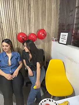 Antonella_Julieta webcam