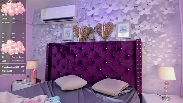 elodie_walker webcam