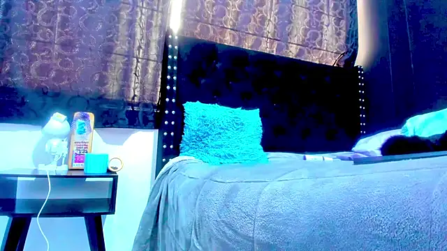 amareto_queen webcam