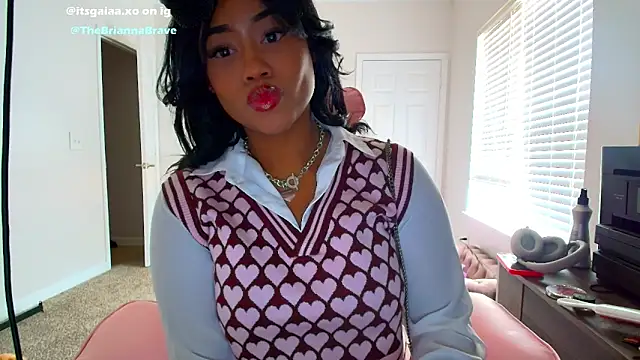 BriannaBrave webcam