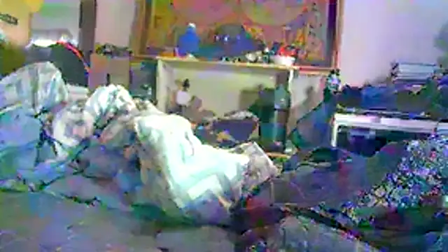 ON3YOULLN3VER_FIR3 webcam