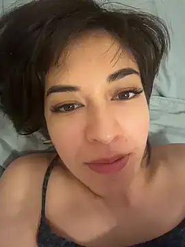 BitchyBratxxx webcam