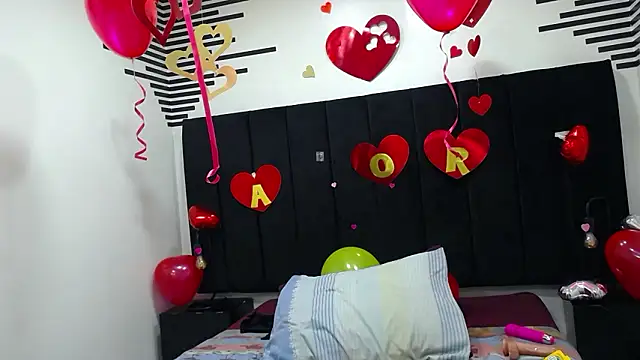 QueenMatturex webcam