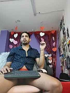 ashtoncooperr webcam