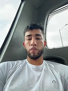 liam_bronw Live Webcam on Stripchat