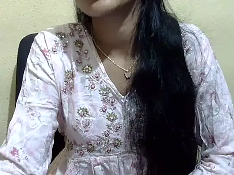 Khushi_v webcam