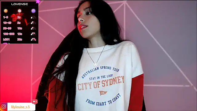 lilylouisee webcam