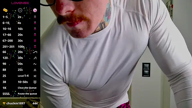 white_King9999 webcam