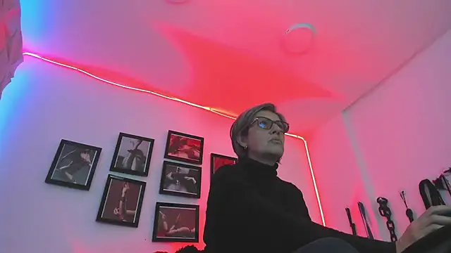 MistressNyx_cg webcam